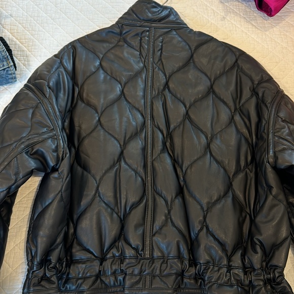 Zara faux leather bomber jacket - Picture 5 of 6